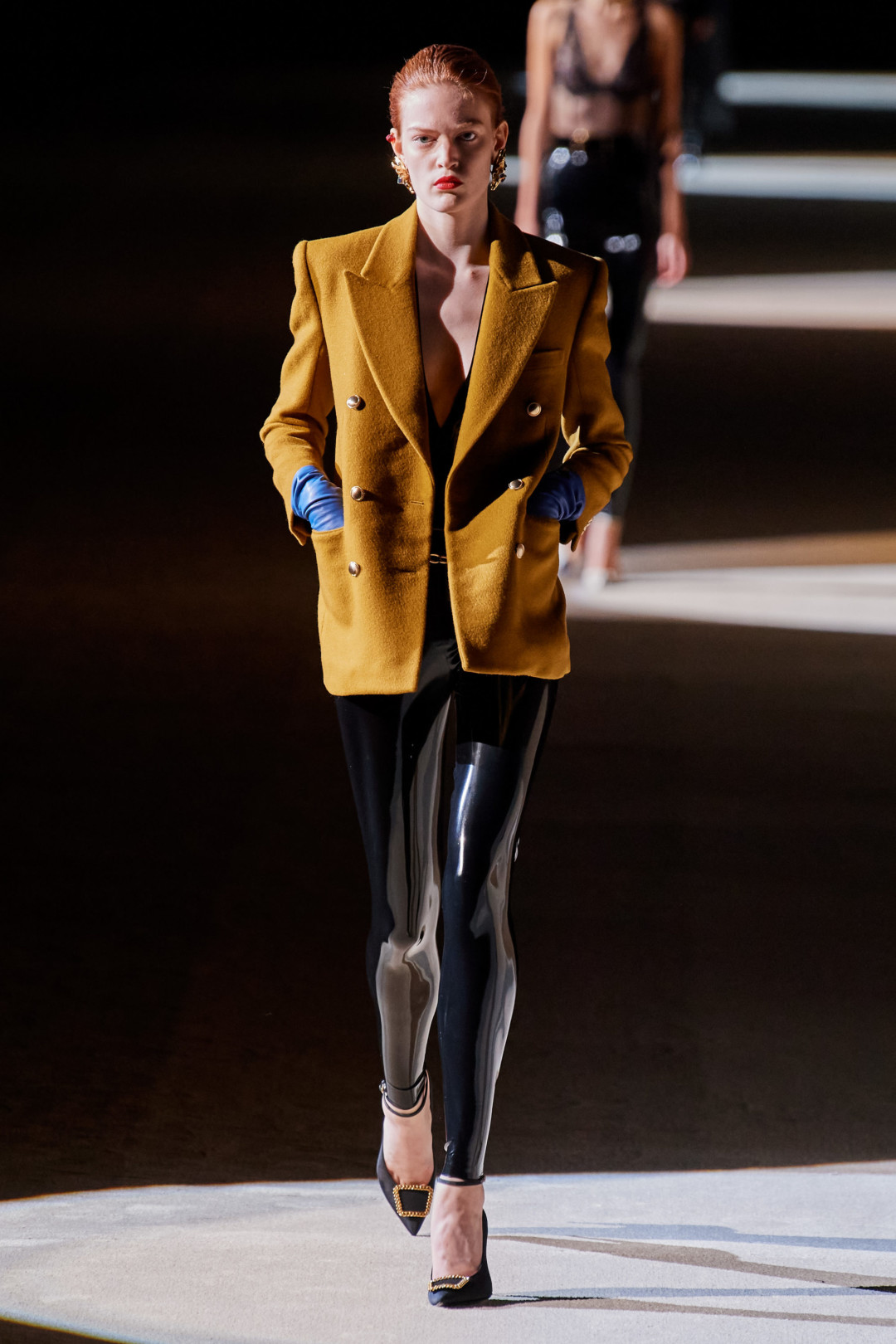 Показ Saint Lauren