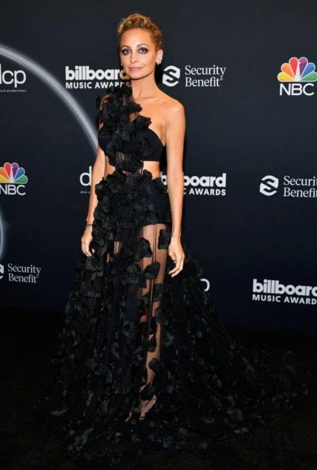 Николь Ричи в Christian Siriano