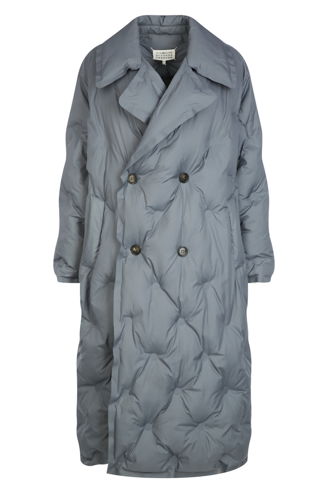 Maison Margiela, Babochka, Невский пр., 153, 321 600 руб.