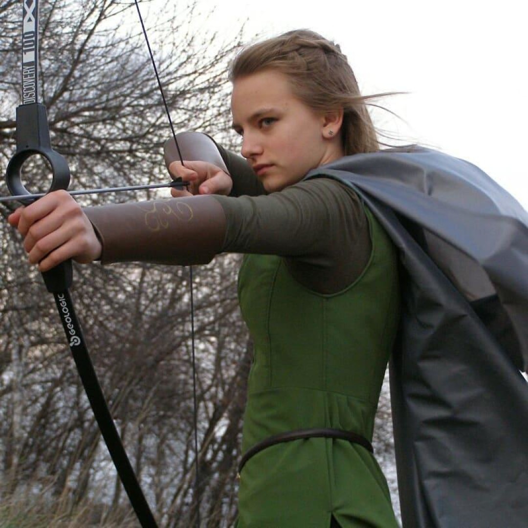 Одно из хобби Марины – стрельба из лука