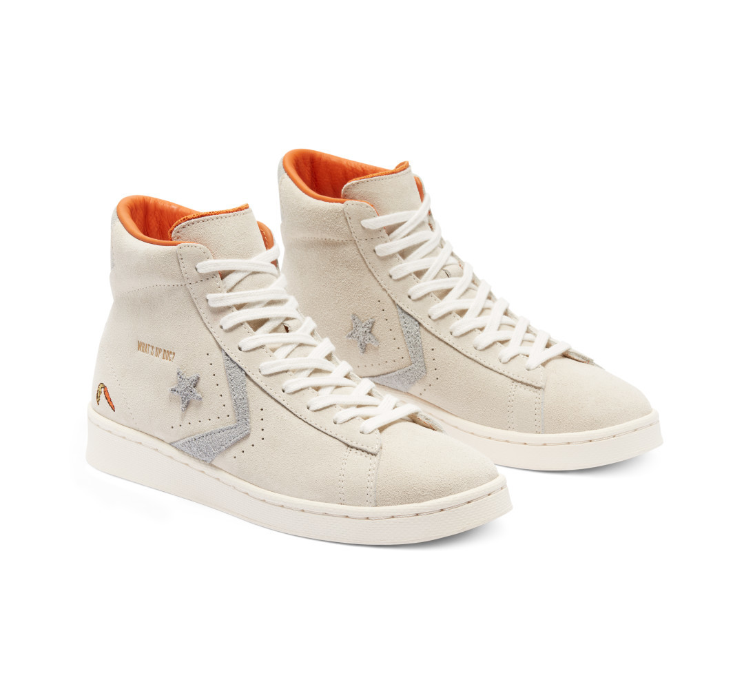 Looney tunes converse bugs on sale bunny