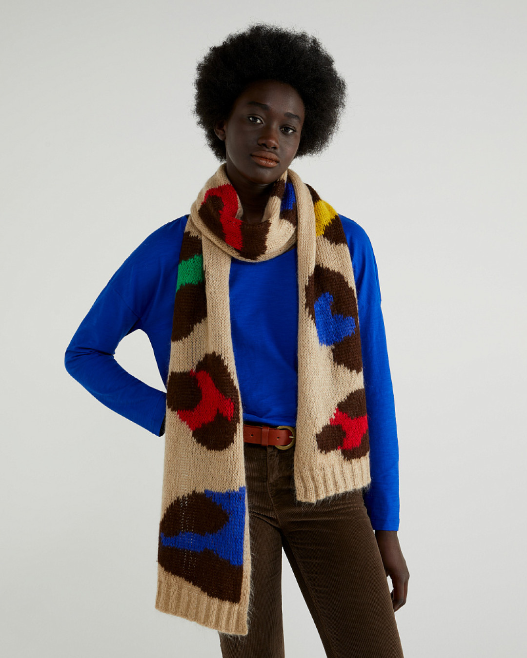 Шарф United Colors of Benetton, Невский пр., 56, 3 999 руб.