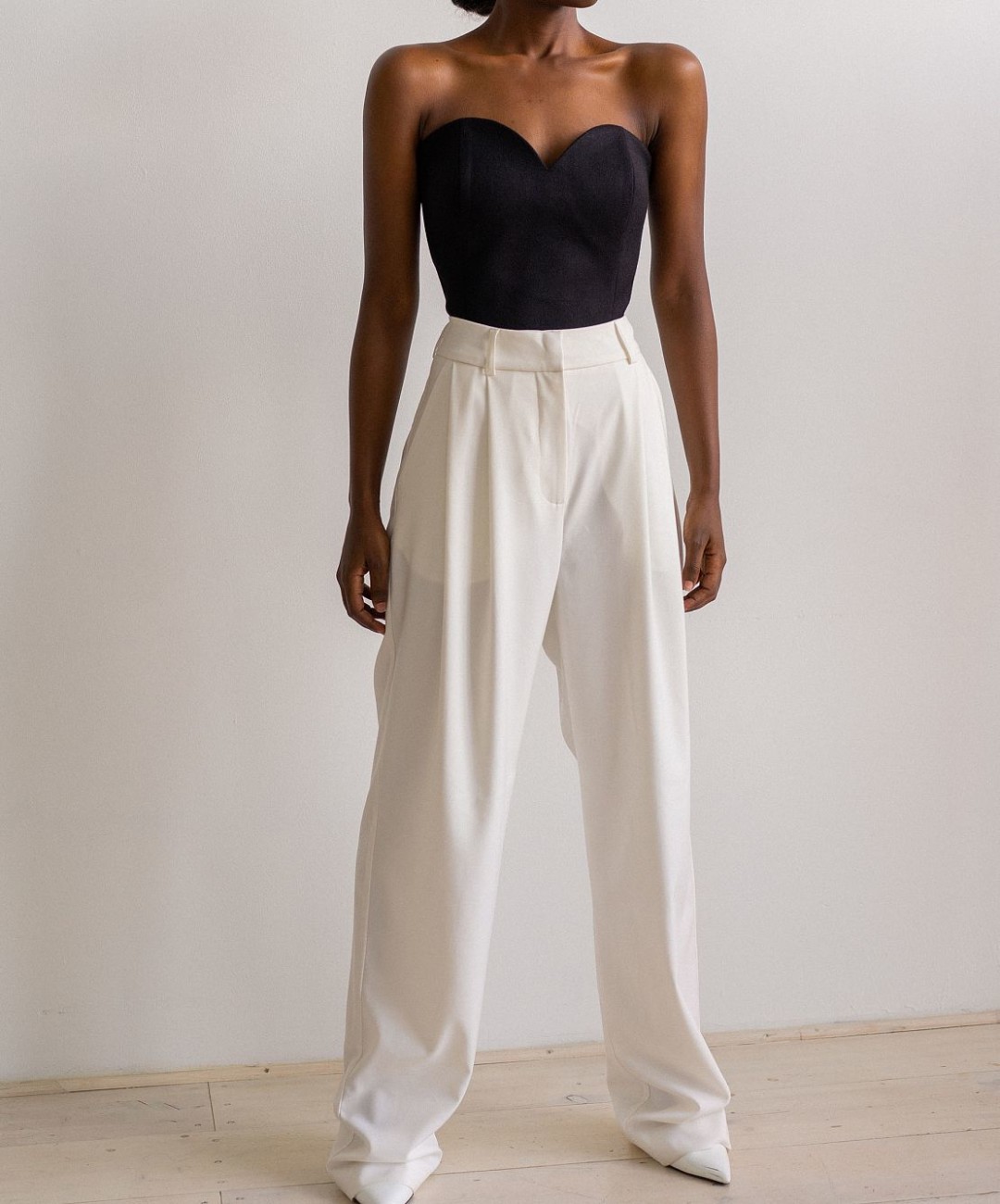 Ushatava, наб. реки Мойки, 59, 5 900 руб.