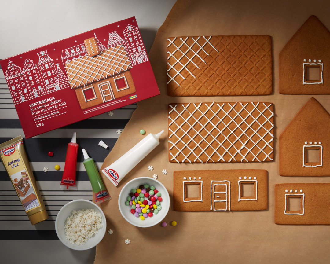 Имбирный домик VINTERSAGA, сахарная глазурь Dr.Oetker, набор для украшения Dr.Oetker. Цена по карте IKEA FAMILY: 599 рублей. Обычная цена: 647 рублей