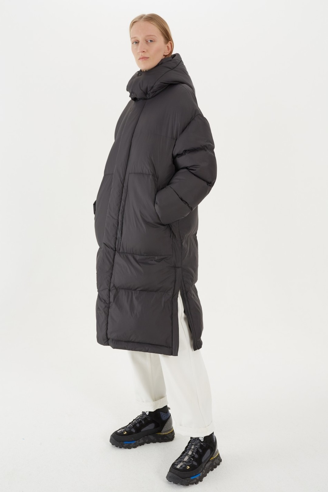 SHU, Литейный пр., 61, 17 990 руб.