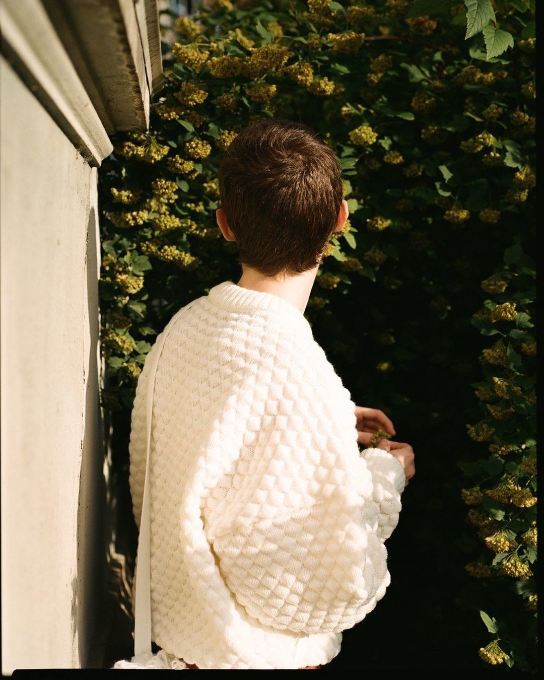 Джемпер base, 16 800 руб.