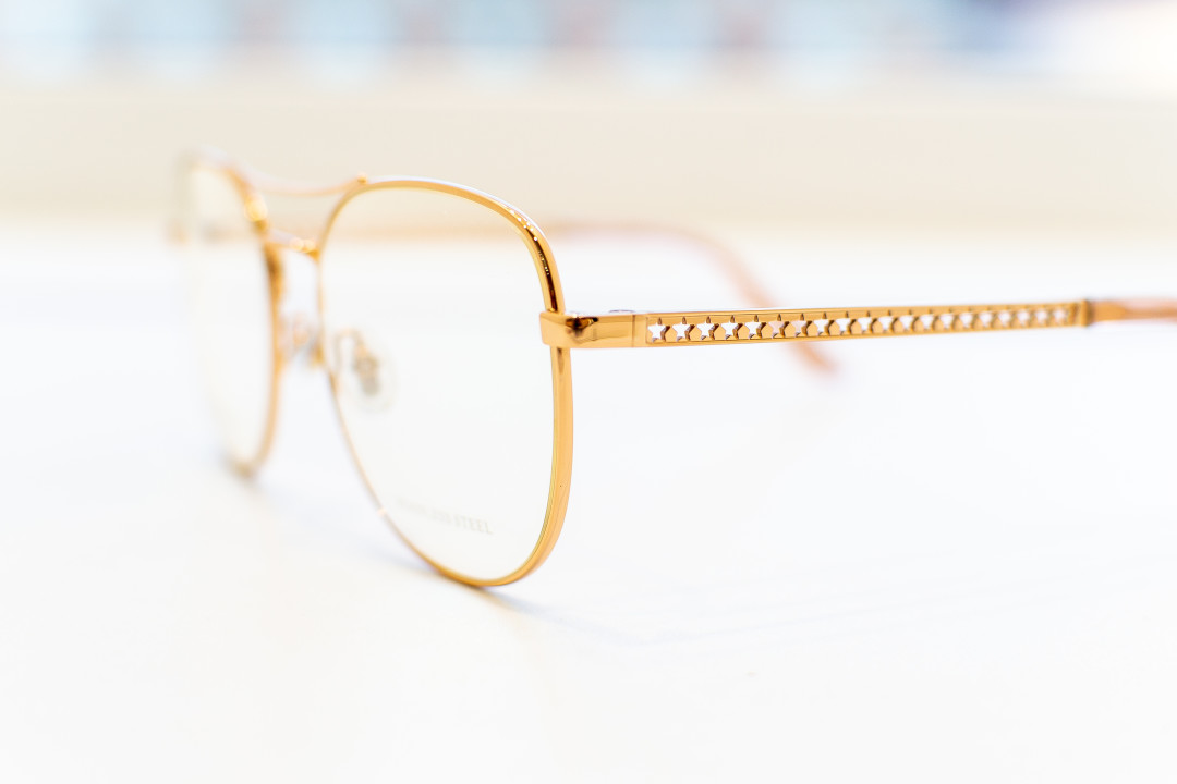 Jimmy Choo, 18 990 ₽