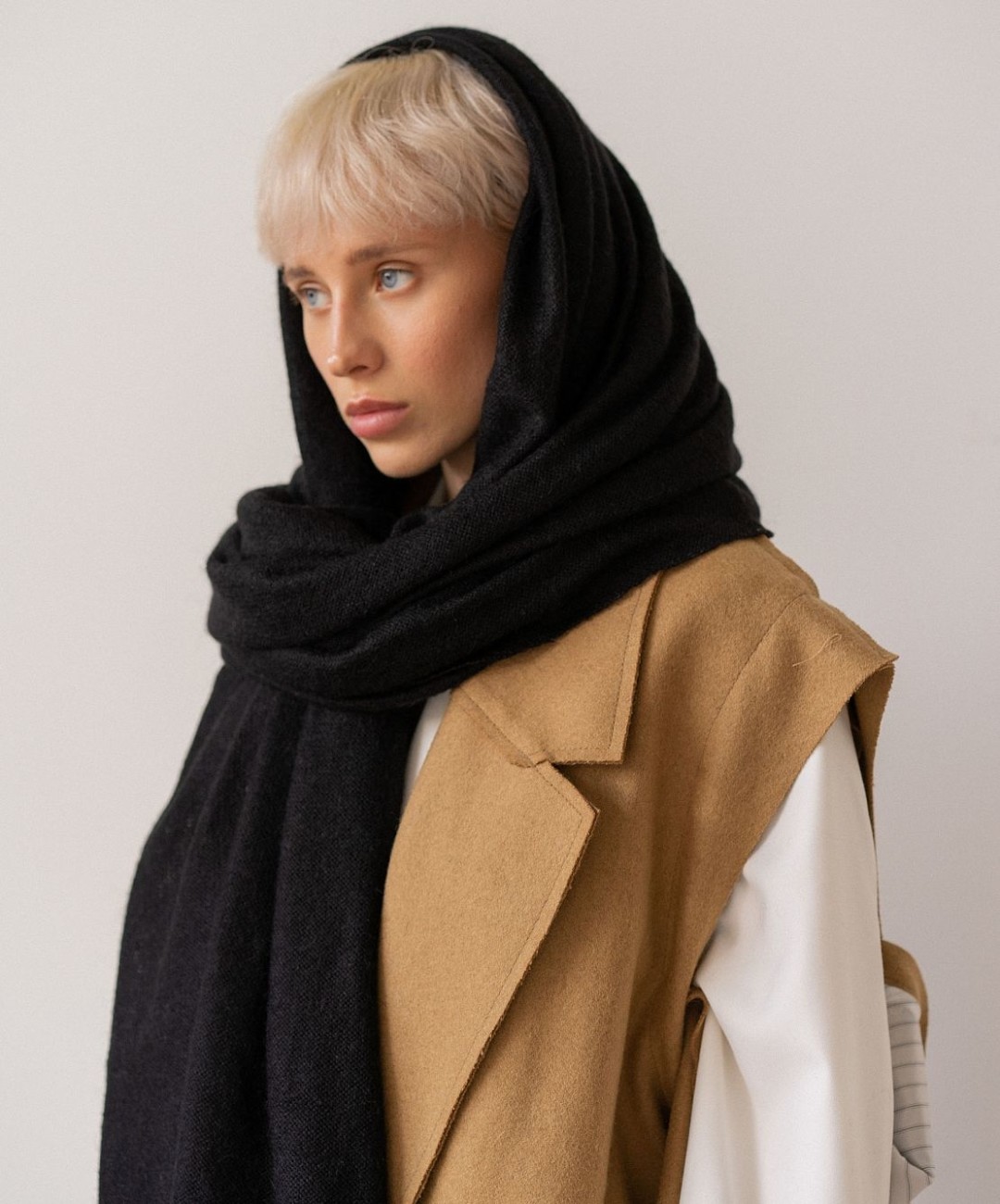 Палантин Ushatava, наб. реки Мойки, 59, 4 900 руб.