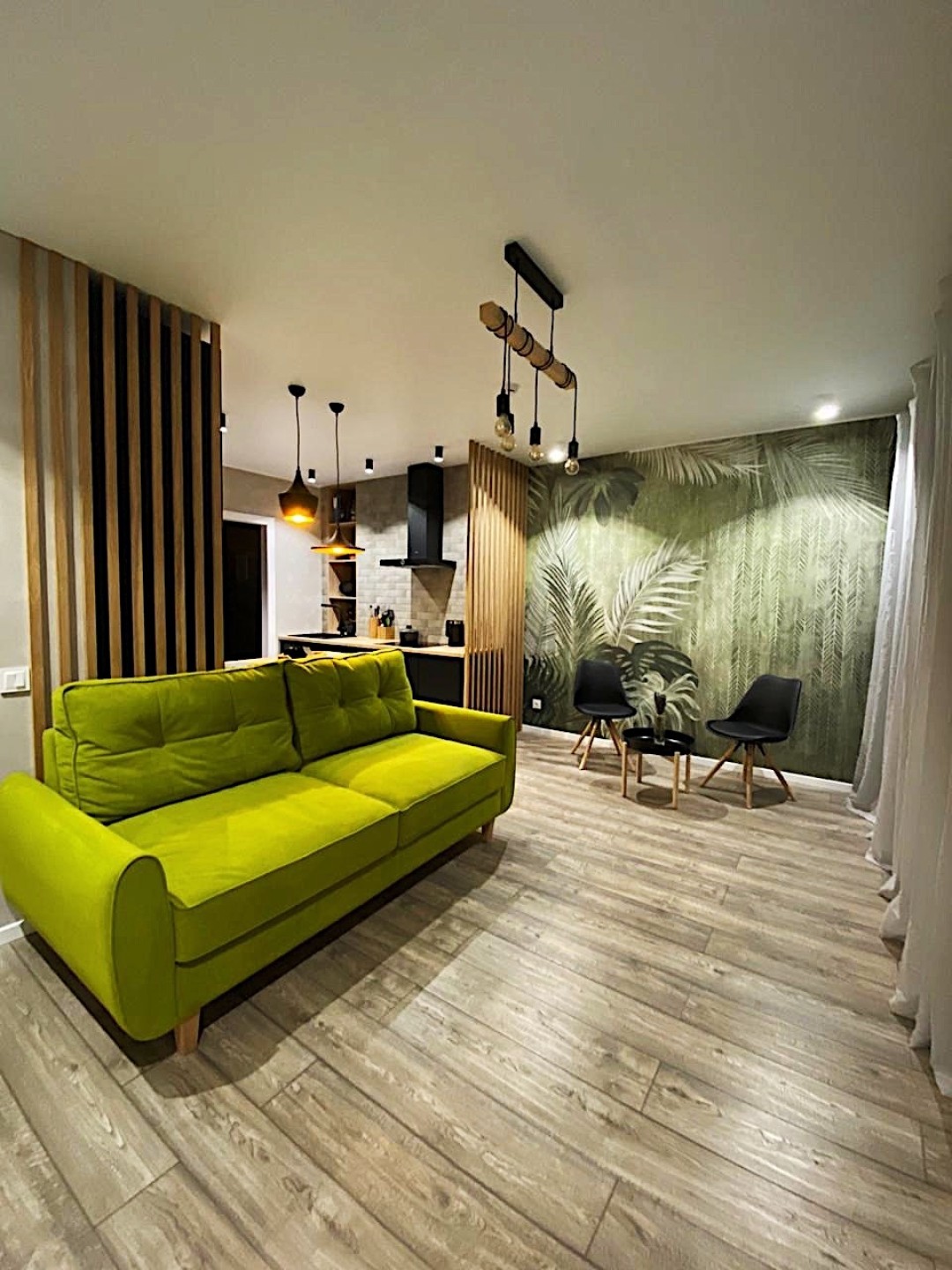 Рейки из шпонированного дубом МДФ