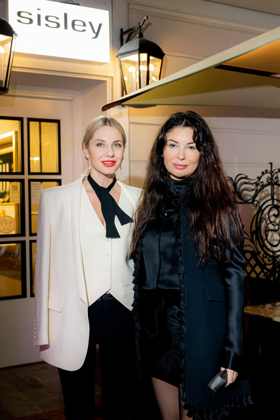 Марина Железнова. Лариса Орлова