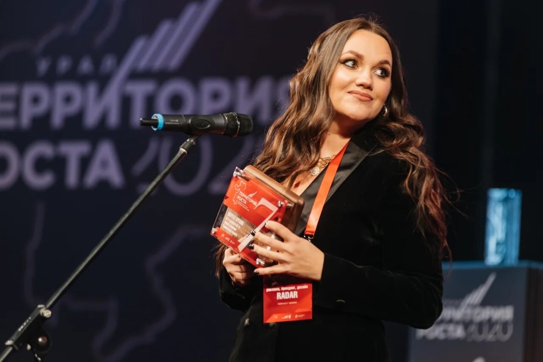 на 7 строчке рейтинга агентство "Радар Эдвертайзинг", представитель сферы "Рекламных и развлекательных услуг"