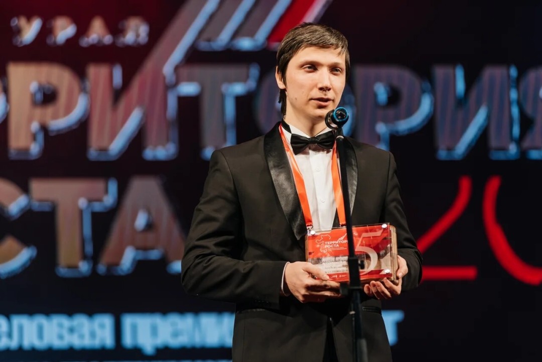 5 строчка - компания «Инновации детям», производитель интерактивных комплексов для развития и обучения детей.