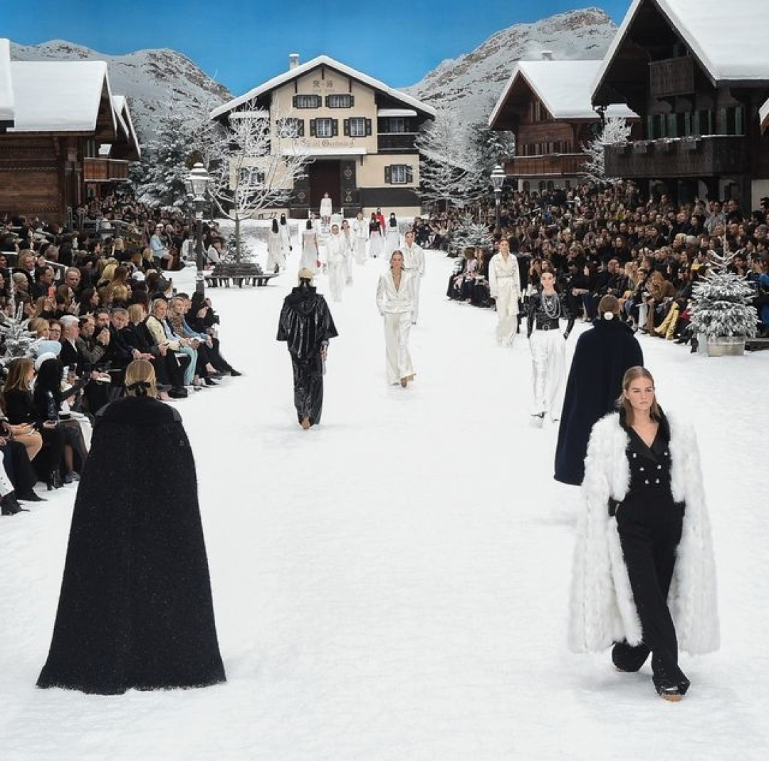 Показ Chanel 2019