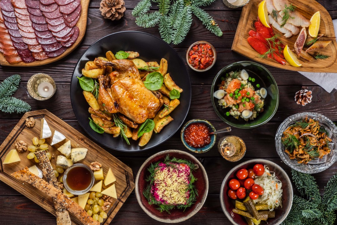 Как ходить в ресторан на диете: 9 простых правил от нутрициолога