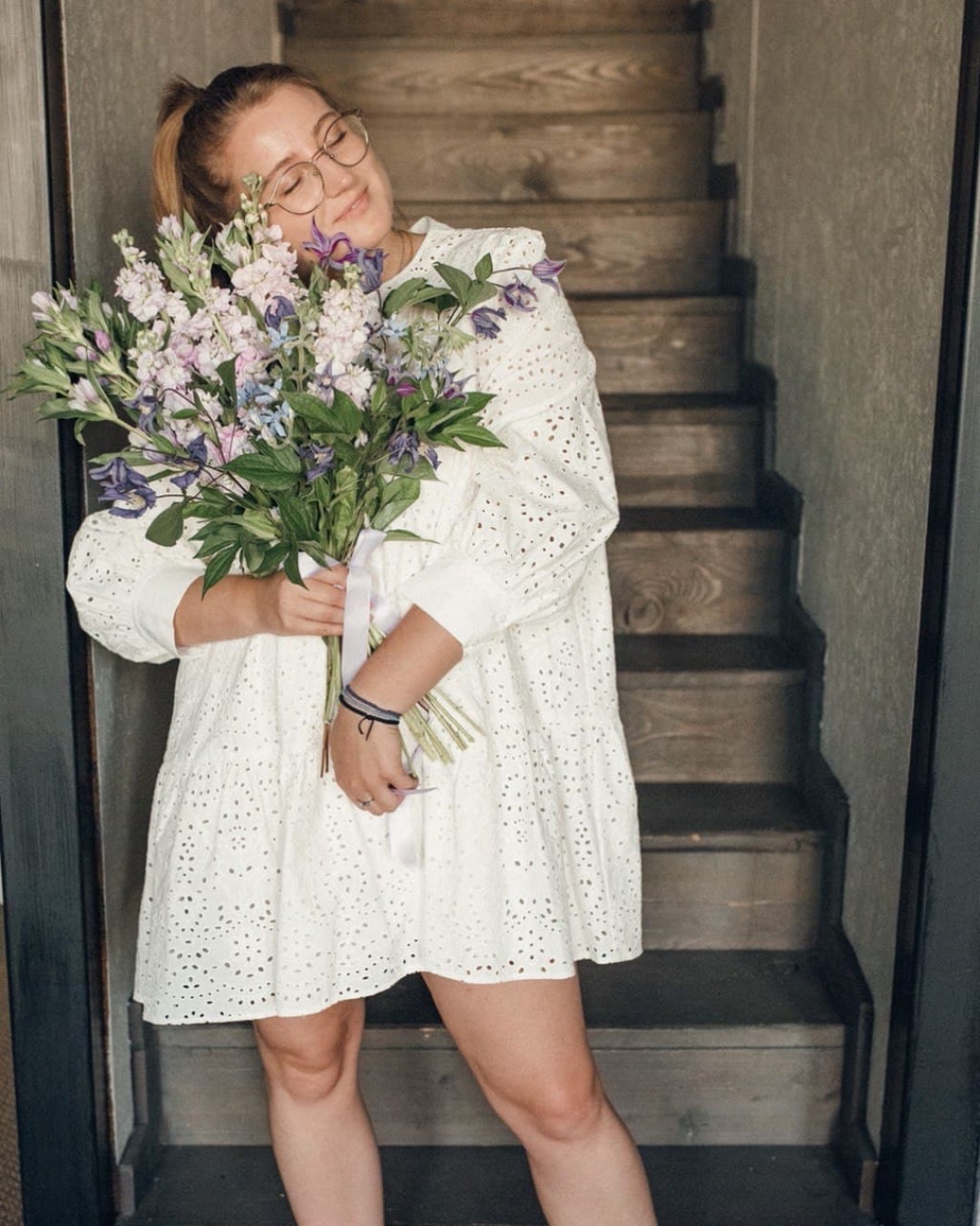 Боксарева Ангелина (флорист, декоратор, создатель флористической лавки «Любит не любит»)