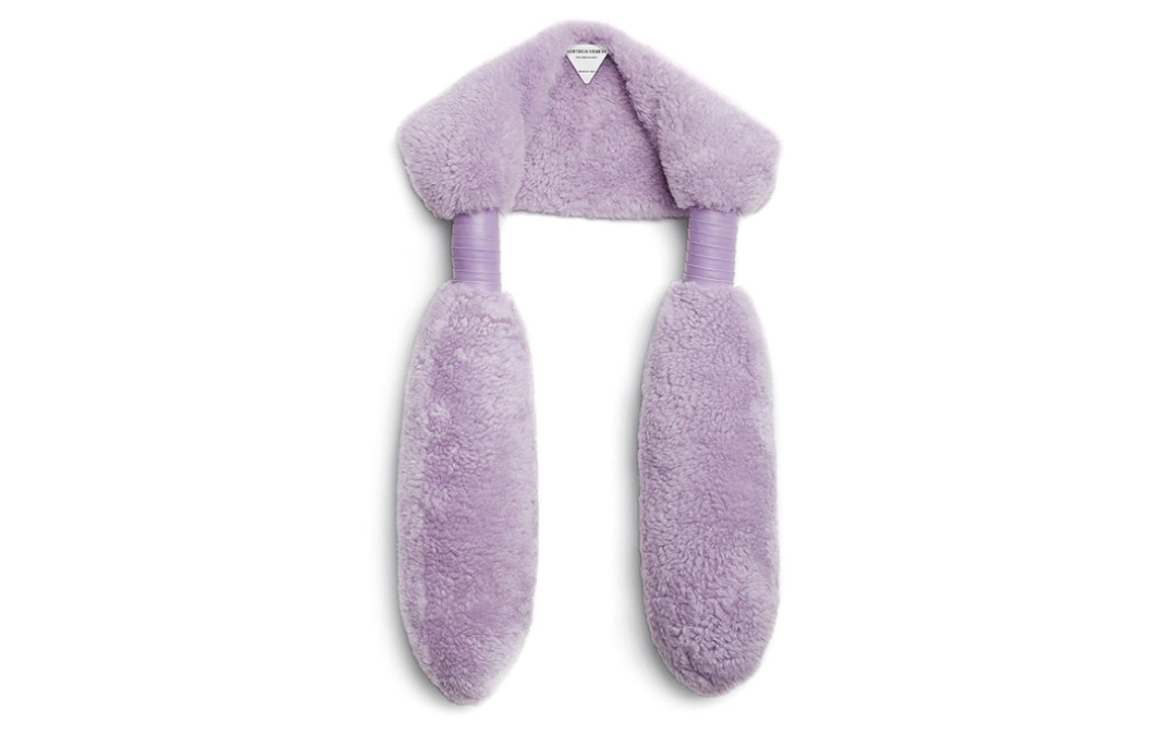 Воротник Bottega Veneta