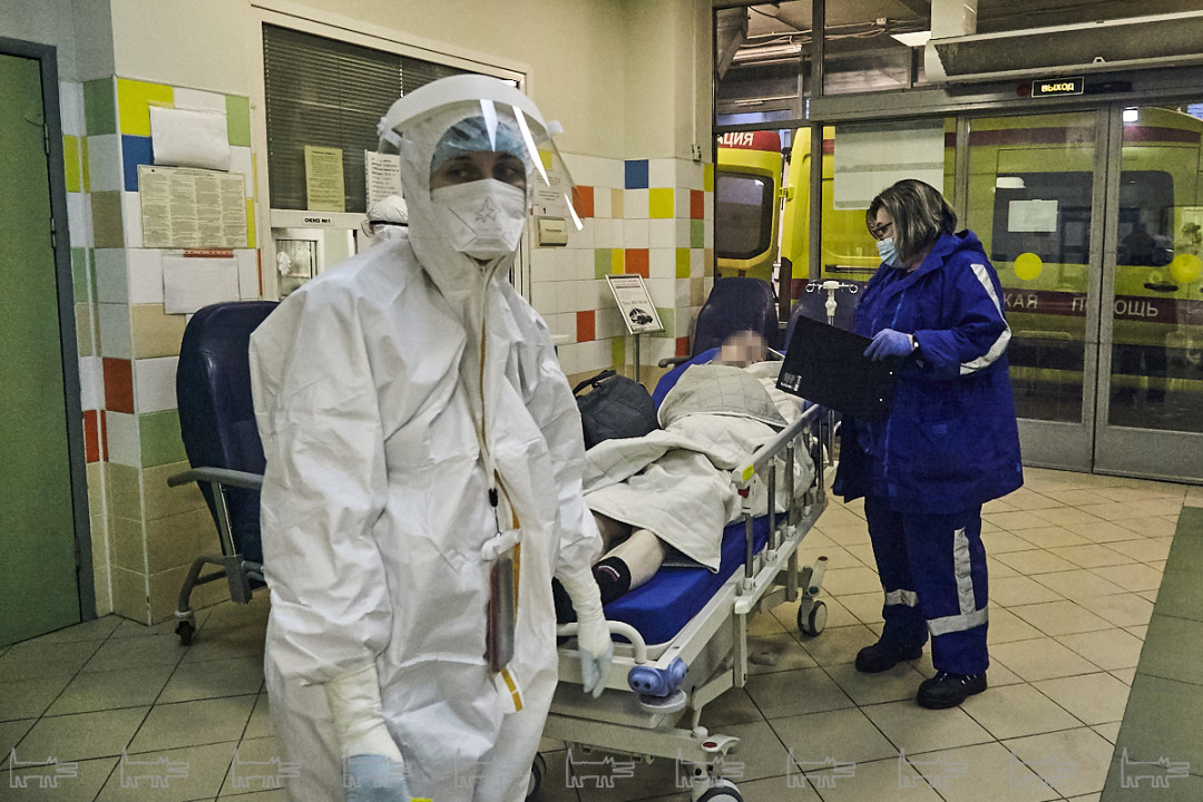 Поступление пациента в отделение скорой медицинской помощи Мариинской больницы.