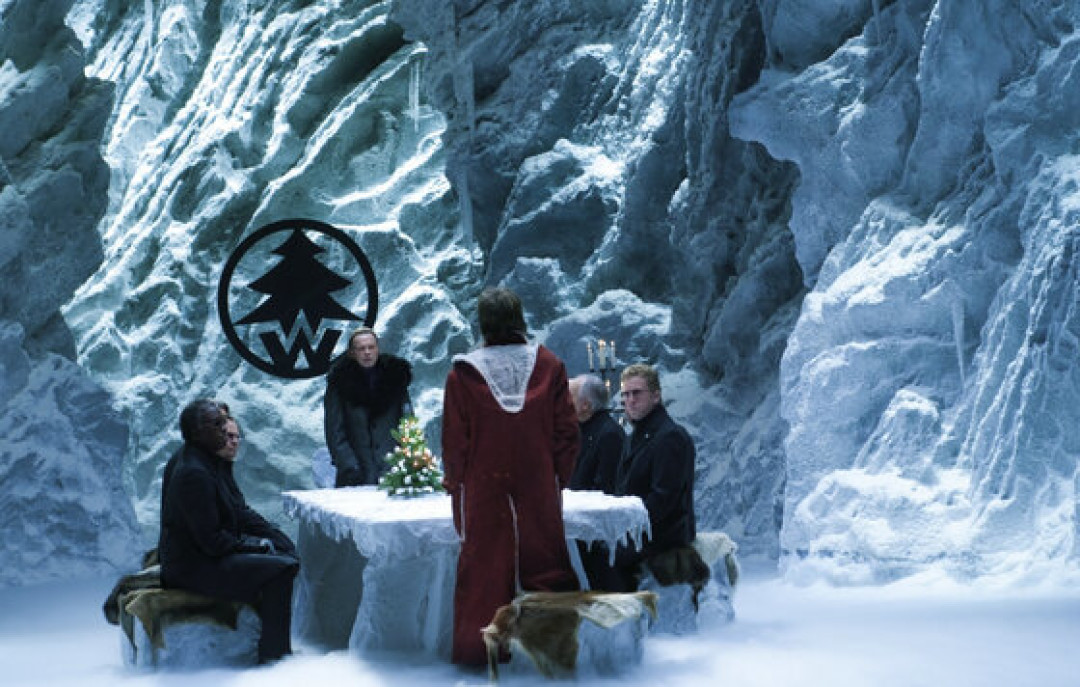 Сюжет рождественской сказки основан на одноименной книге популярной немецкой писательницы Корнелии Функе и завязывается, когда семья девятилетнего