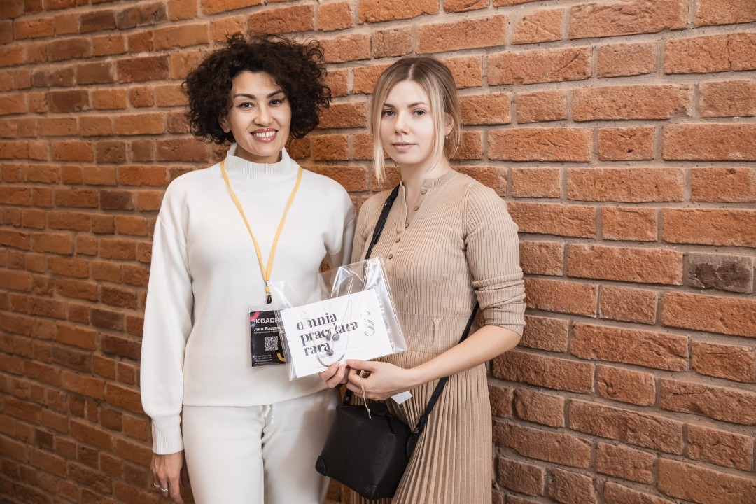 Лия Бадалова и Анна Уварова