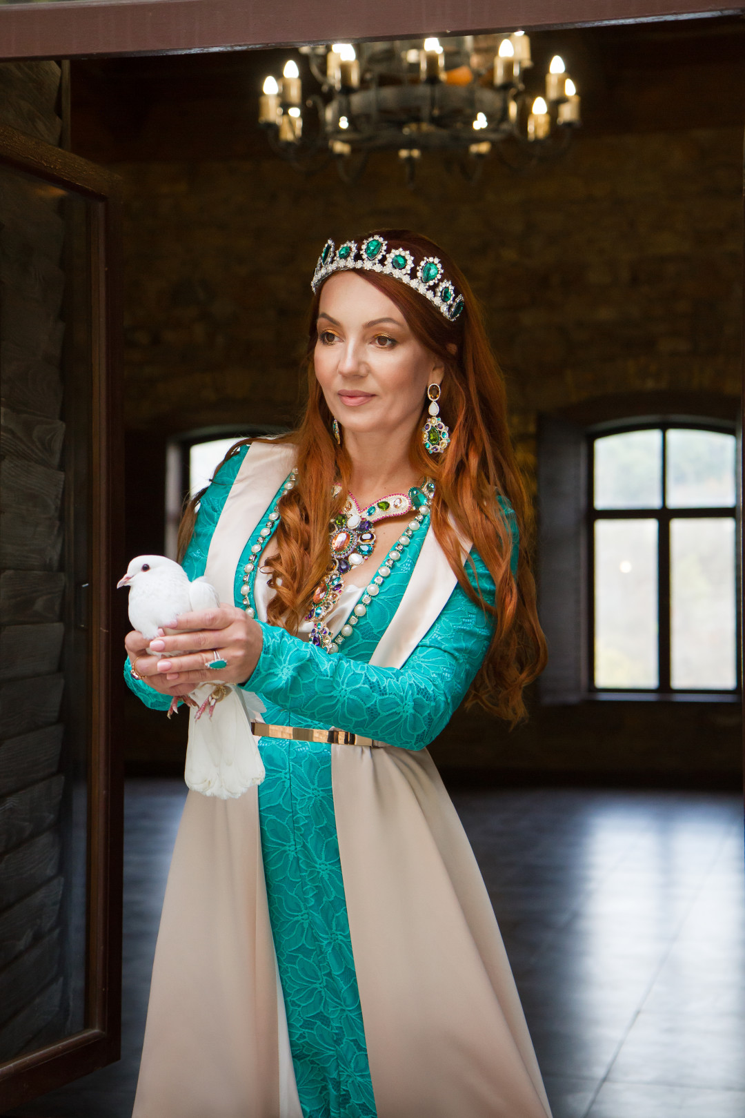 НАТАЛЬЯ ИСКАКОВА в роли Хюррем Хасеки- султан Османской империи ( 1-я пол. XVI в.) Фотограф: @lenachariot Видеомэйкер: @rimfilm_ Арт-директор