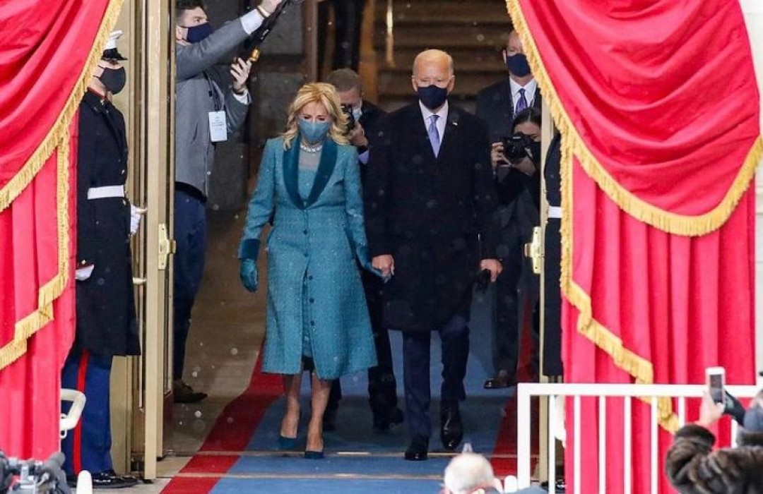 Джо Байден в Ralph Lauren и Джилл Байден в Markarian