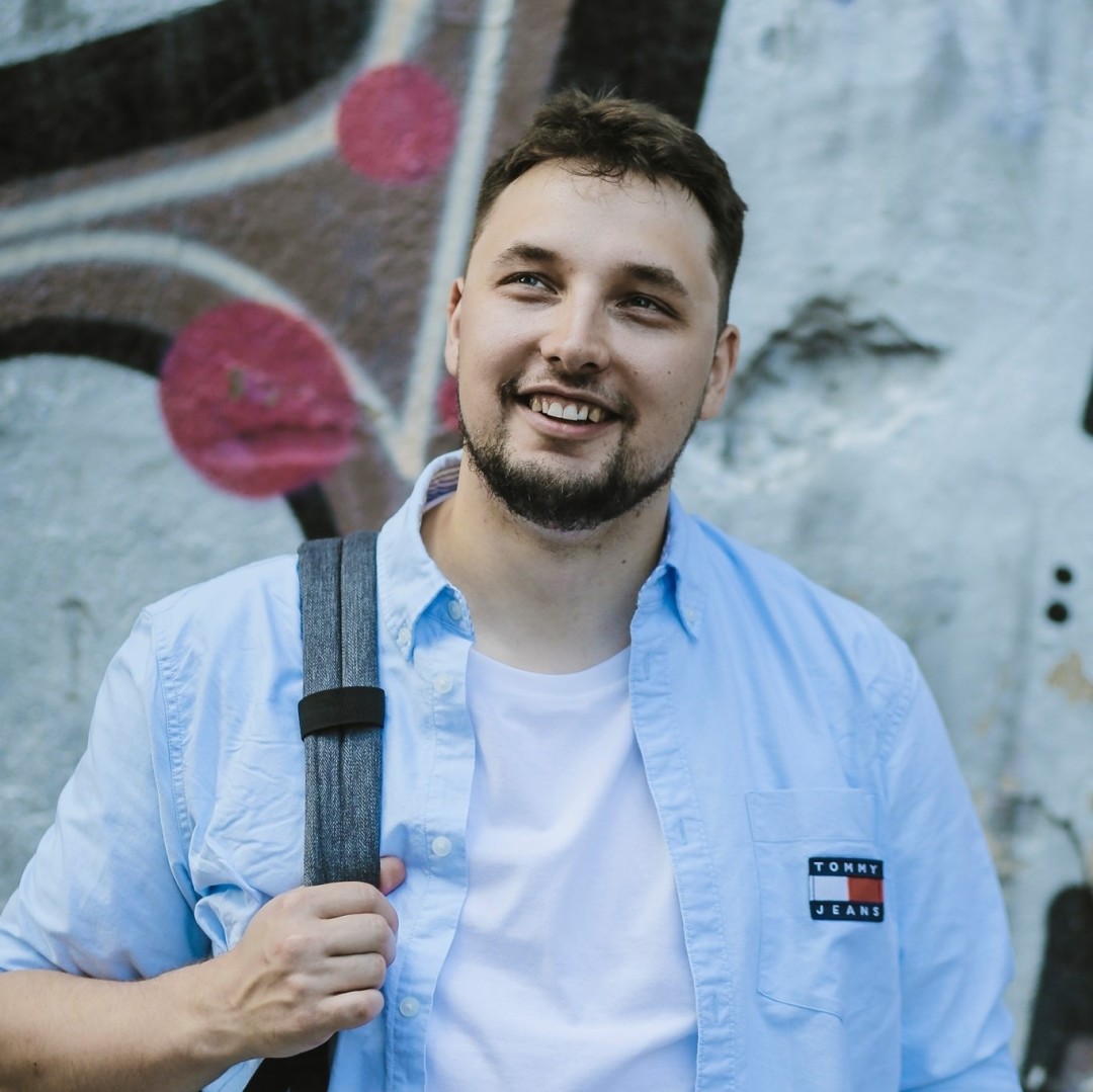 Антон Оконешников