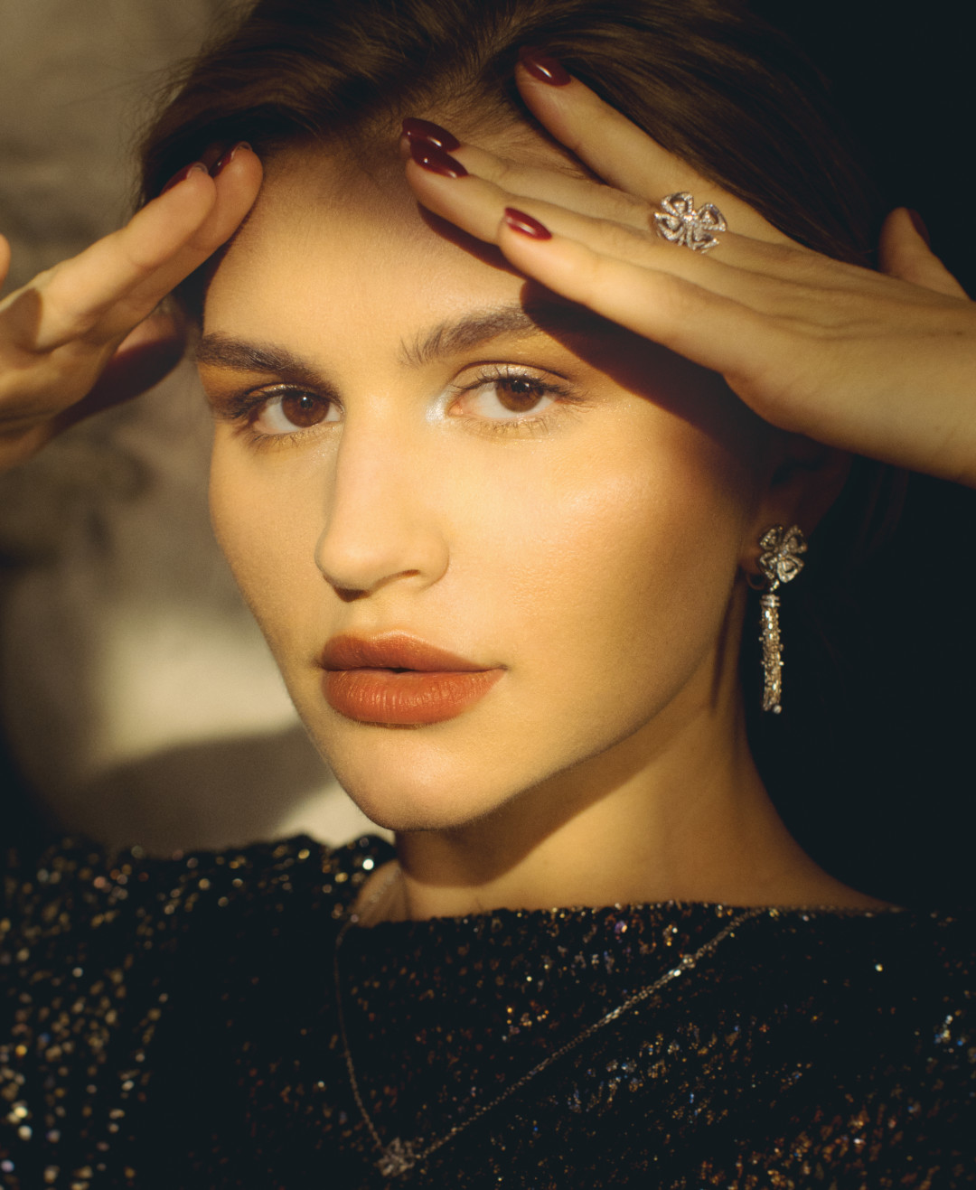 Анастасия Миронова. Колье, серьги и кольцо Bvlgari Fiorever, платье Annabelle (Meowshka Vintage)