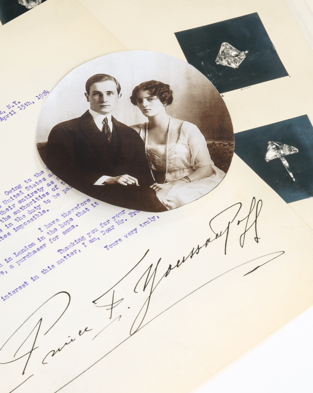 Князь Юсупов и княгиня Ирина Александровна, племянница императора Николая II Свадьба пары состоялась в 1914 году. После революции 1917 года князь