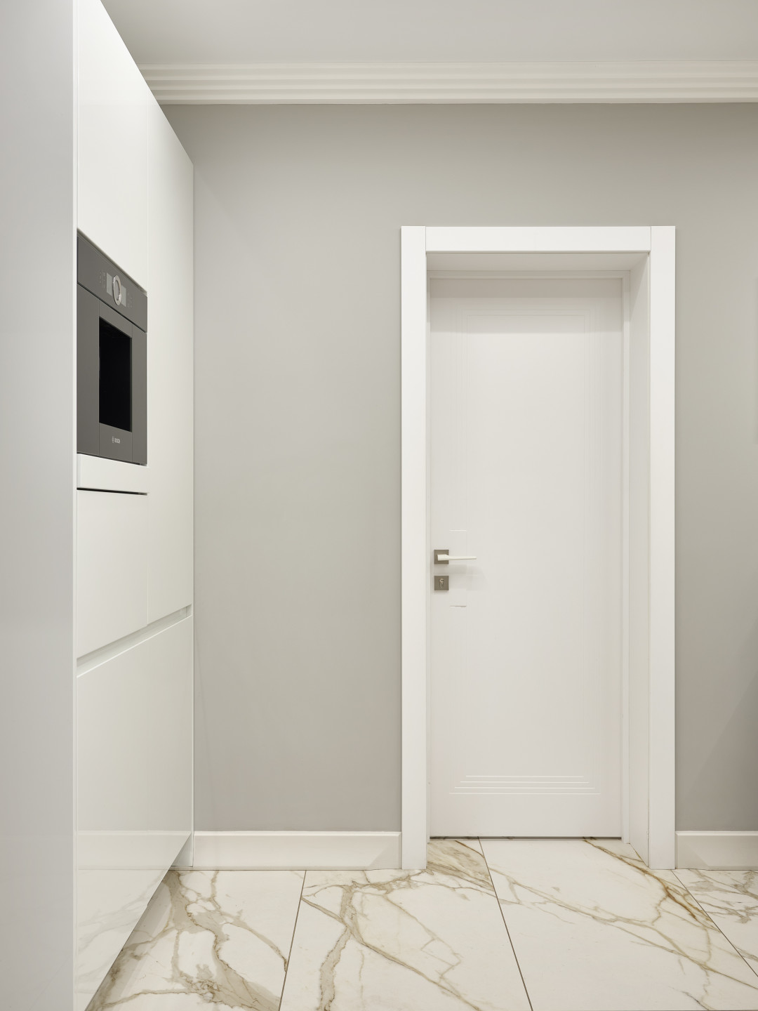 Классические традиции и ценности органично воплотились в современных материалах и технологиях дверей из коллекции Novella. Они выделяются грациозной