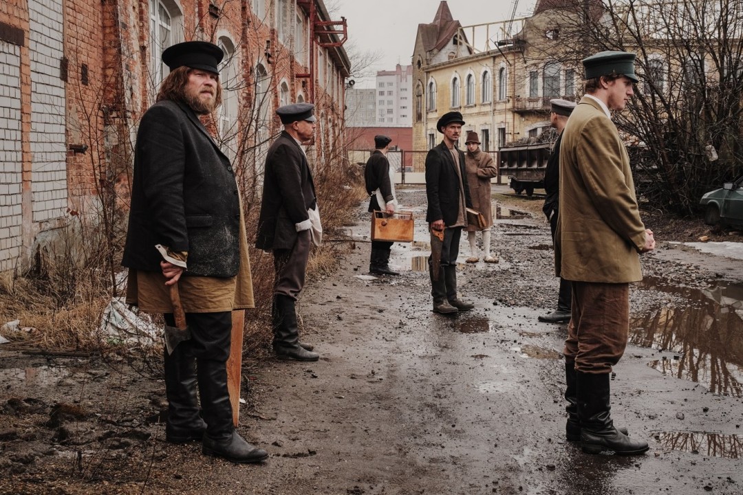 фоторепортаж The Village Нижний Новгород со съемок сериала «Злые люди» по рассказам Николая Свечина. Фотограф — Илья Большаков