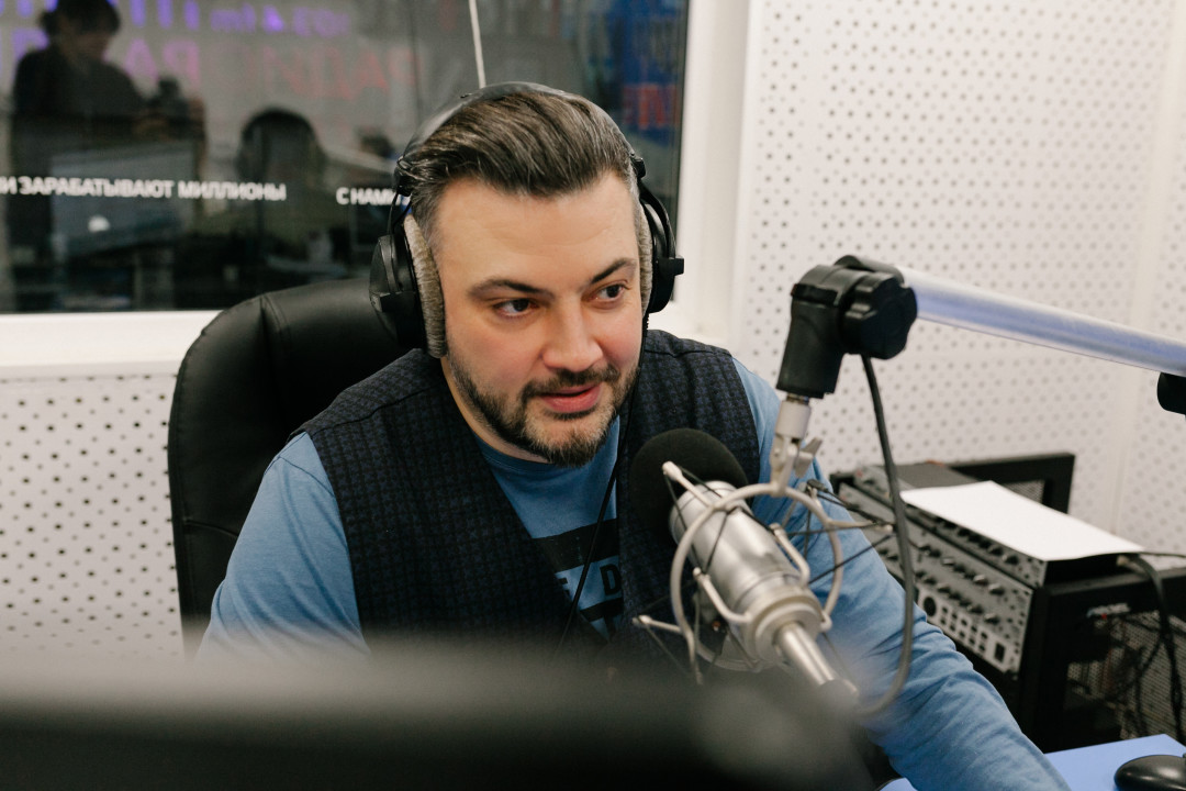 Александр Фирстов