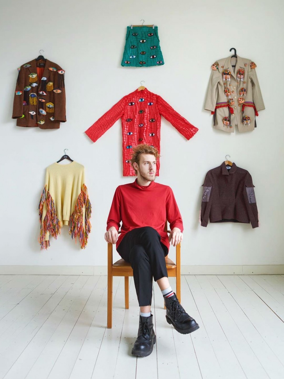 Рома Уваров