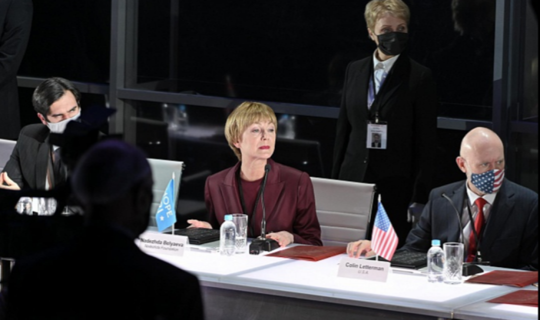 «Честная женщина», здесь и далее фото Александринского театра