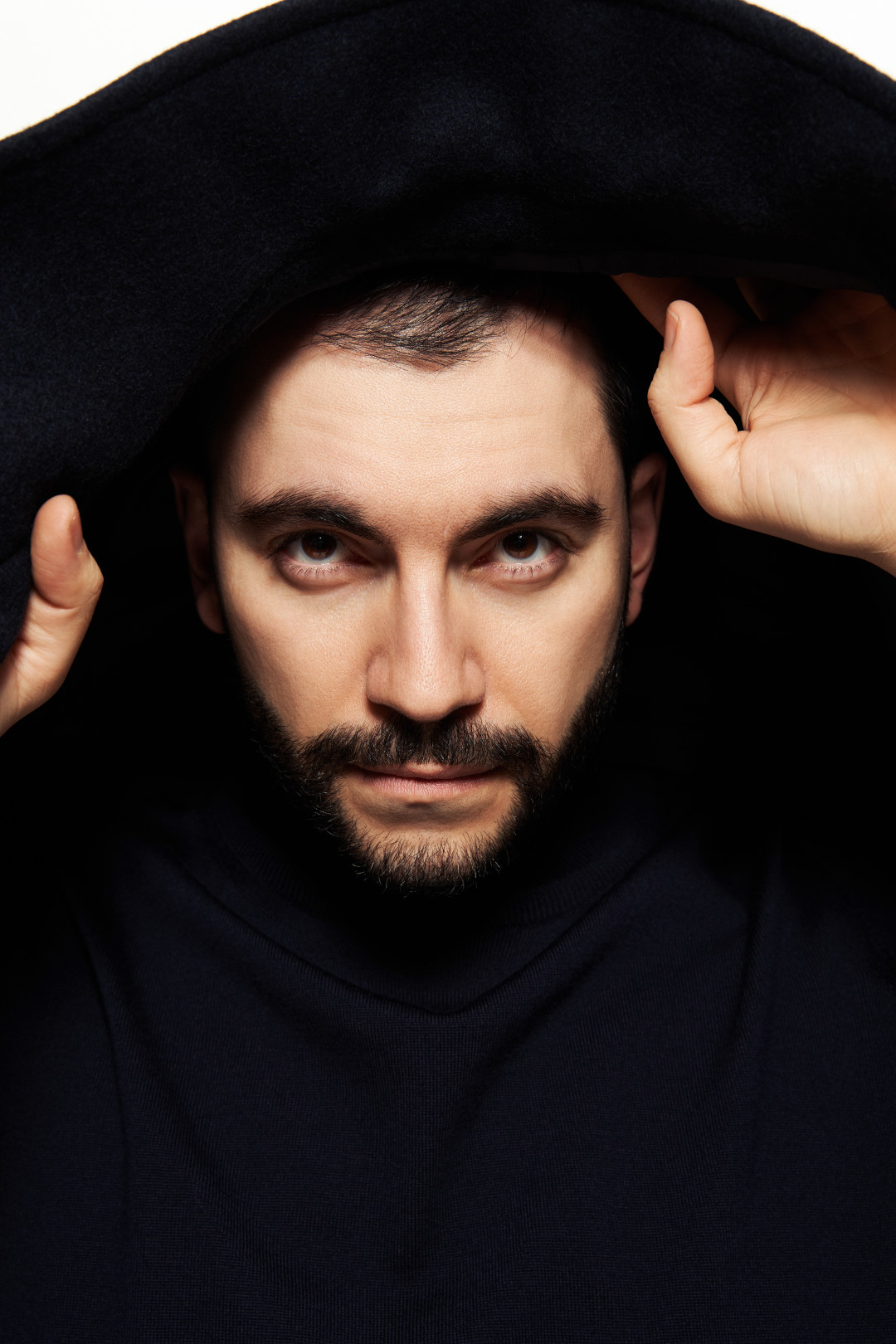 Водолазка, пальто Armata di Mare (все – Armata di Mare)