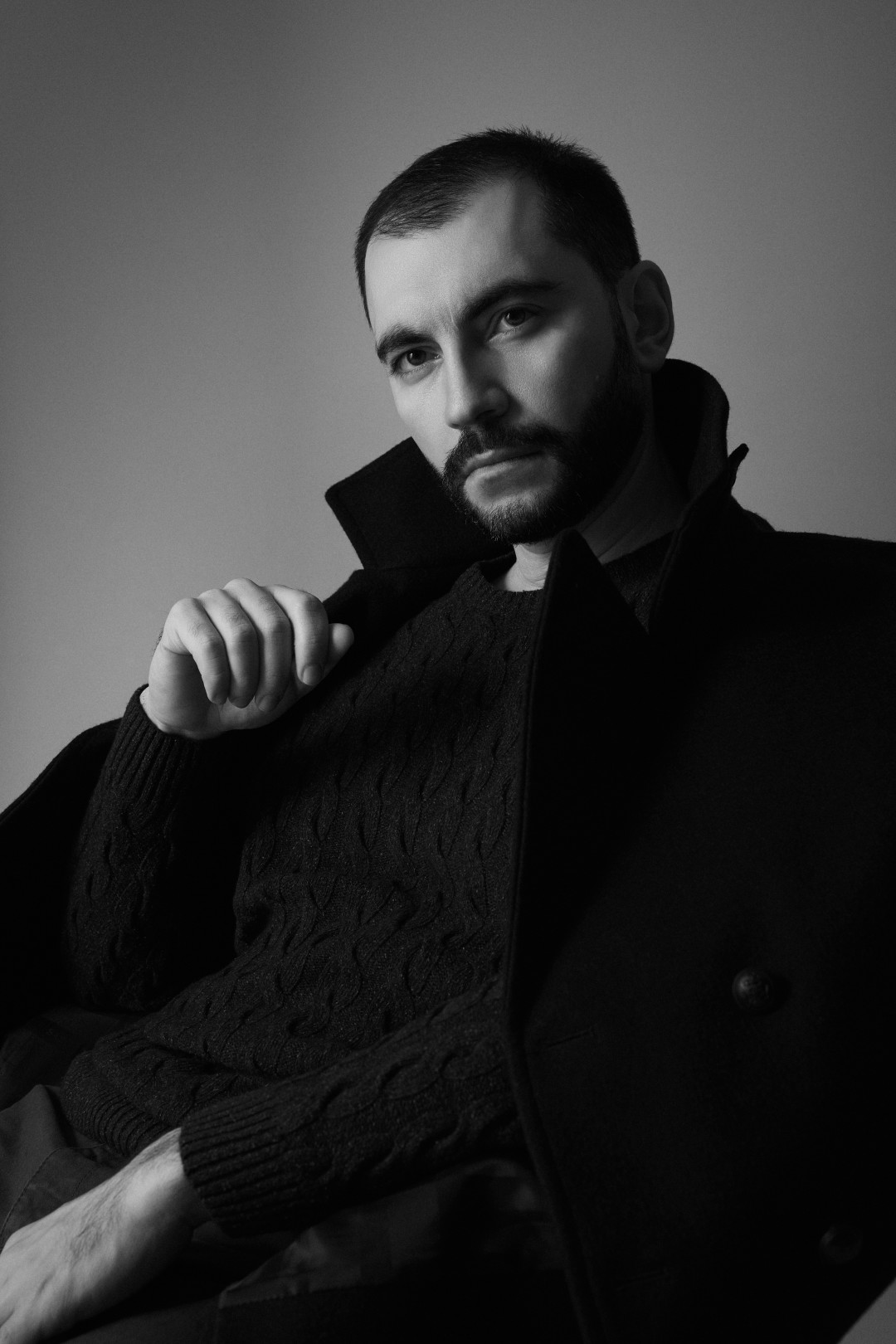 Джемпер, пальто Armata di Mare (все – Armata di Mare)