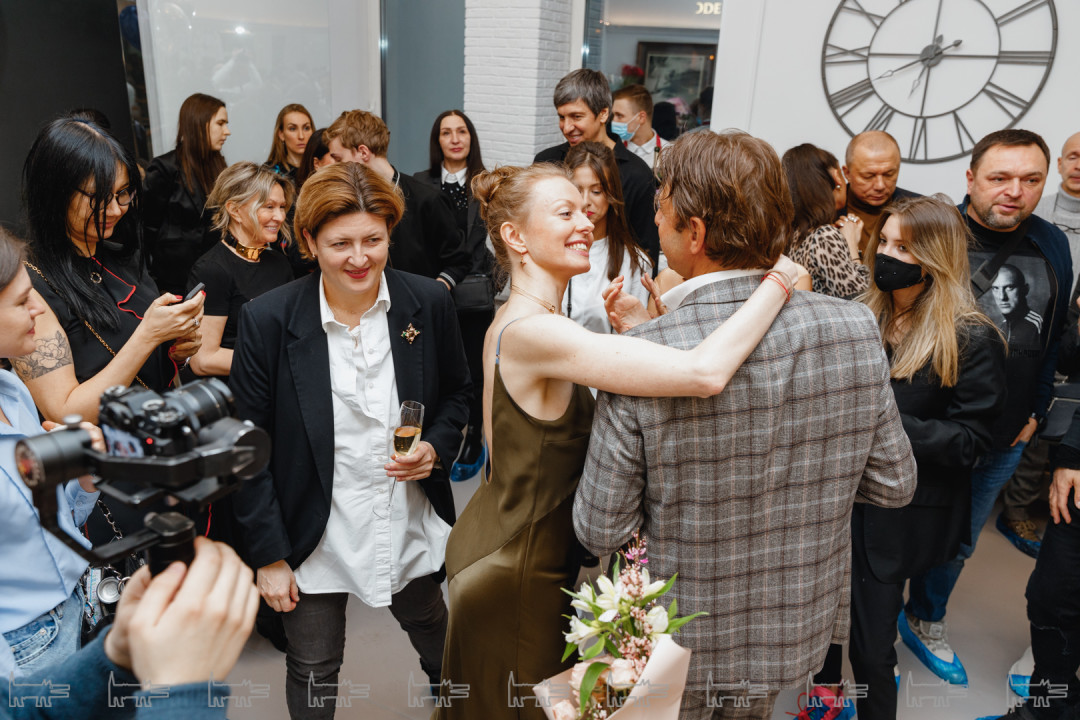 Аркадий Пекаревский, Алена Мельникова. Евгения Долматова