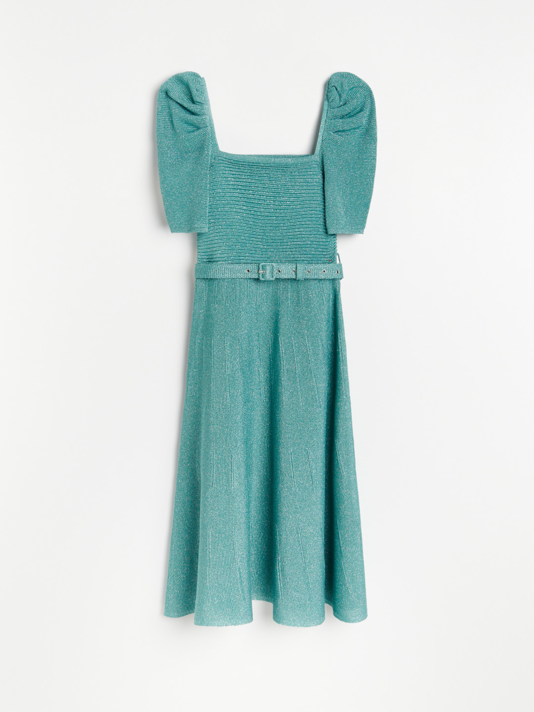 Платье, 4 999 руб.