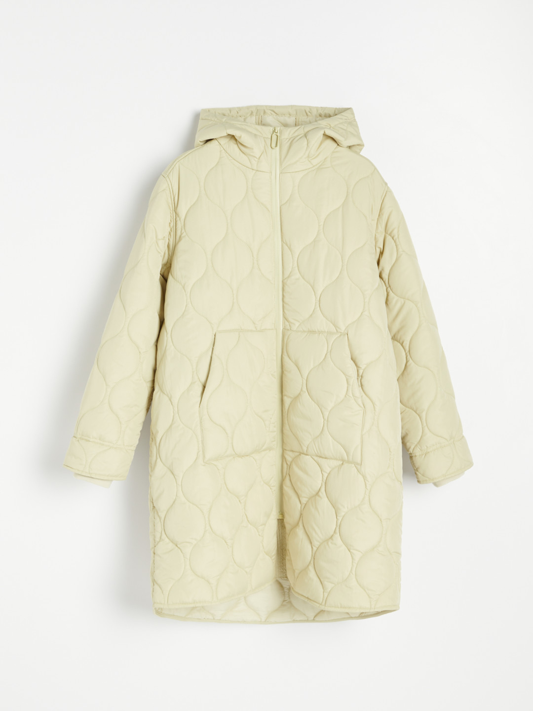 Пальто с утеплителем из переработанного материала, 3 499 руб.