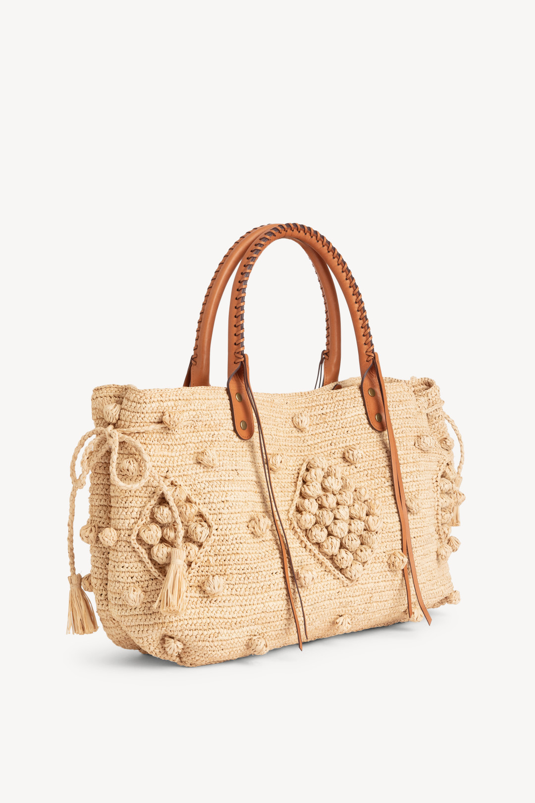 Gerard Darel, Большой пр. П. С., 23