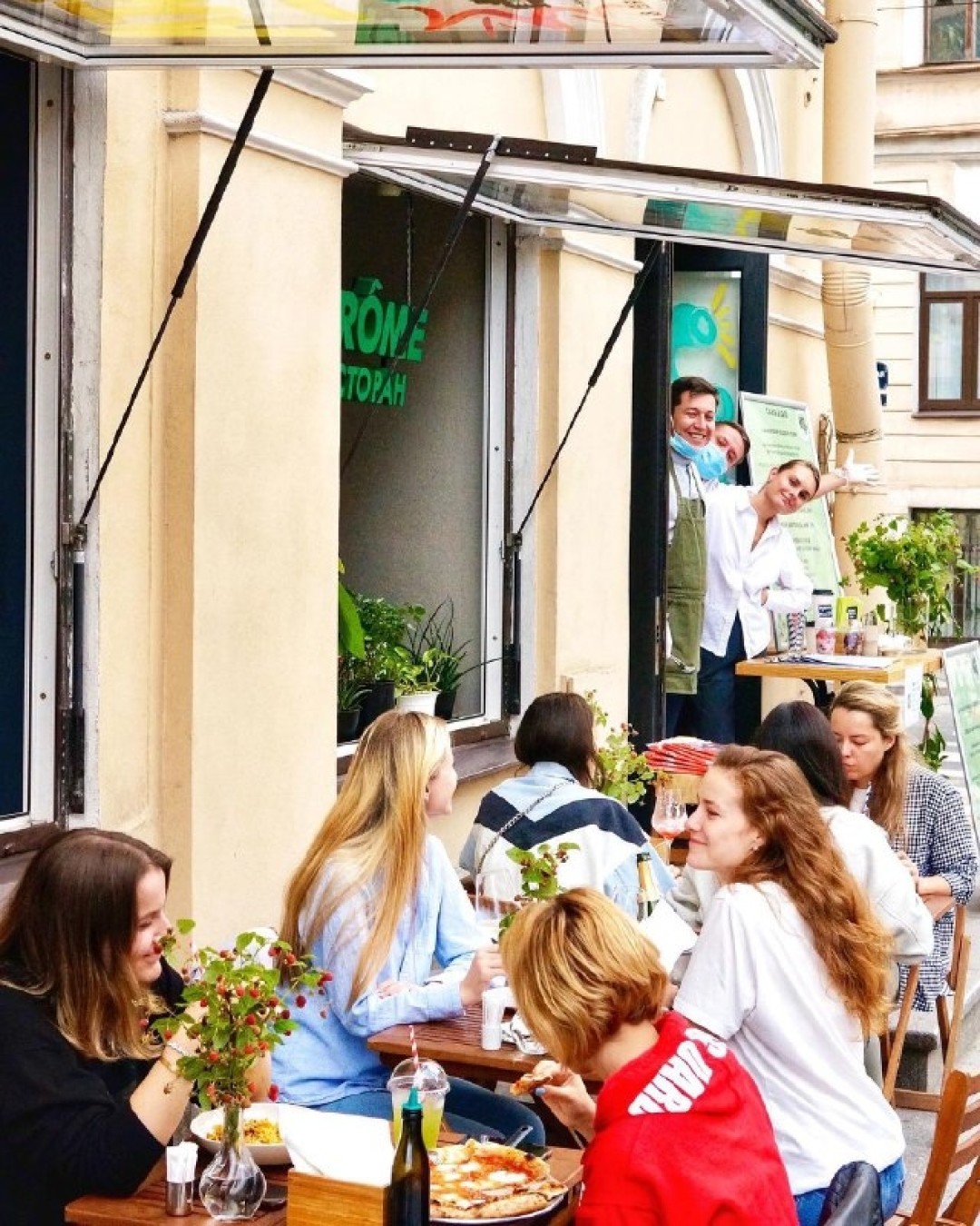 Jerome C середины мая дополнительных 30 мест появится на Большой Морской улице