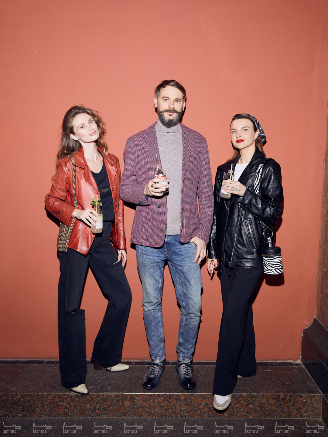 Дарья Удалена. Георгий Младенов, Юля Артёмова