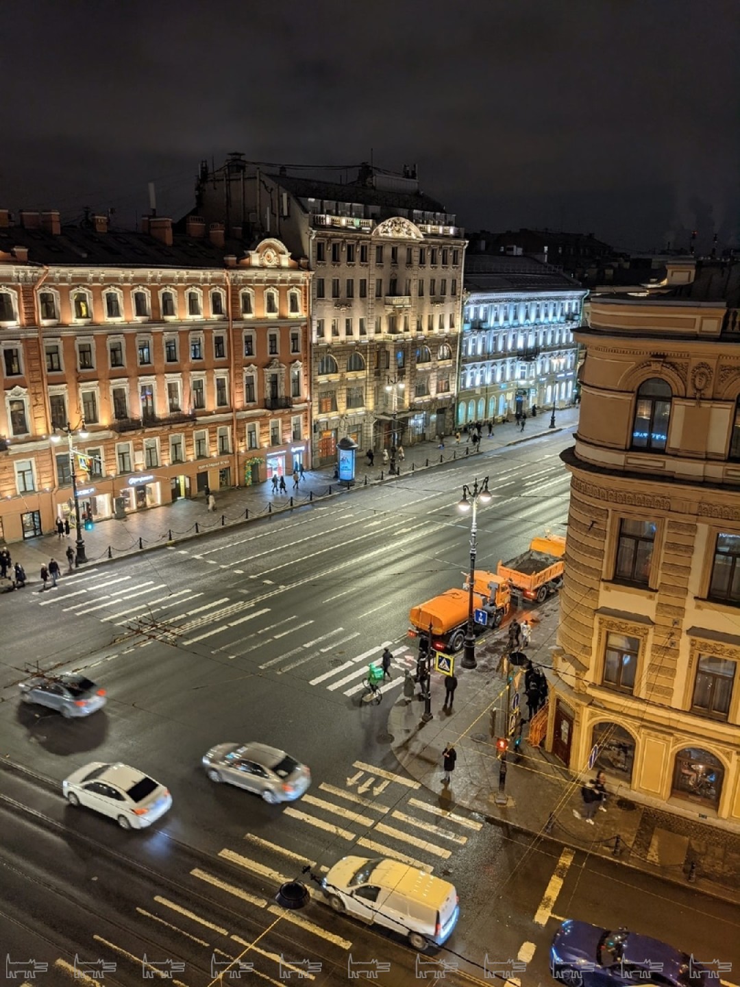 В Петербурге завершилась акция в поддержку Навального. Станции метро вновь  открыты | Sobaka.ru