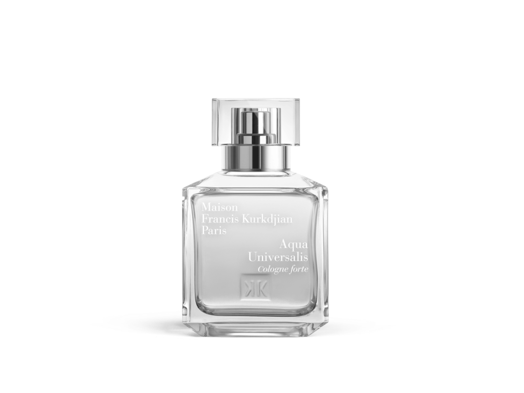 Aqua Universalis Cologne forte Бергамот из Калабрии, болгарская роза, сладкий аккорд белого мускуса и прохладные белые цветы соединились в гармоничной