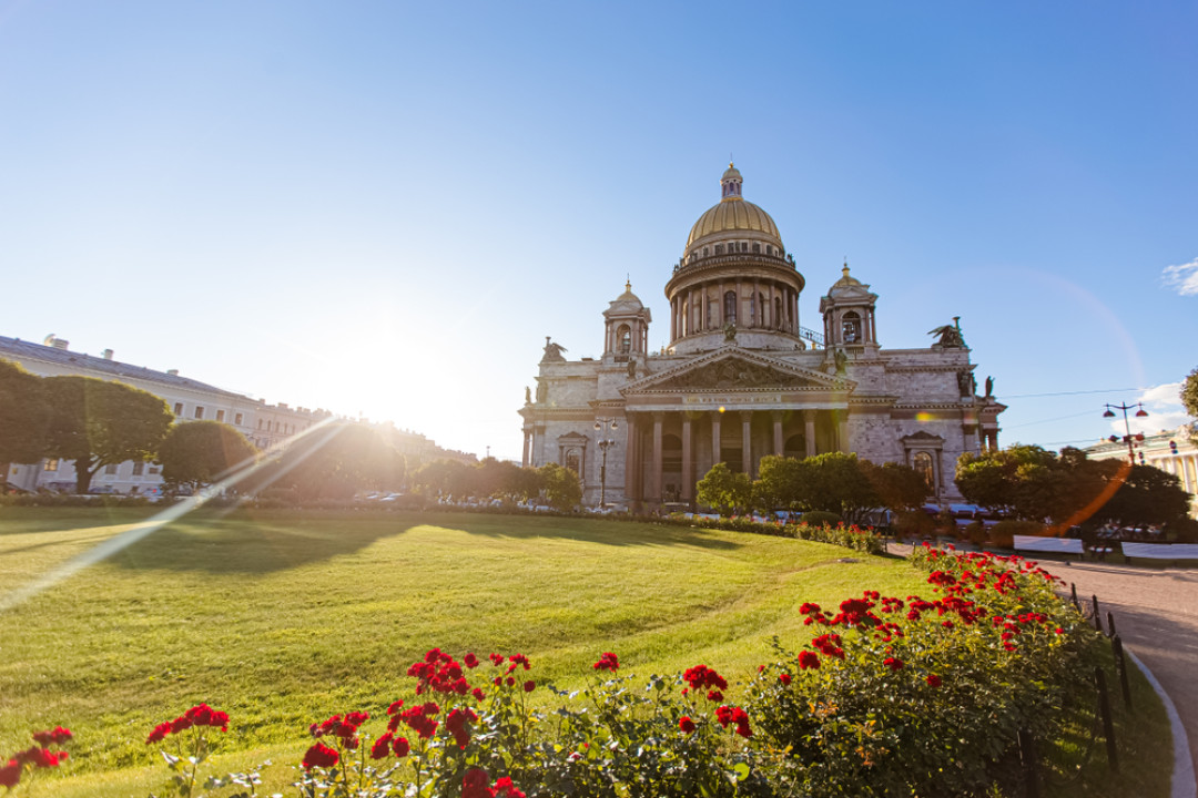 Исаакиевский собор солнце