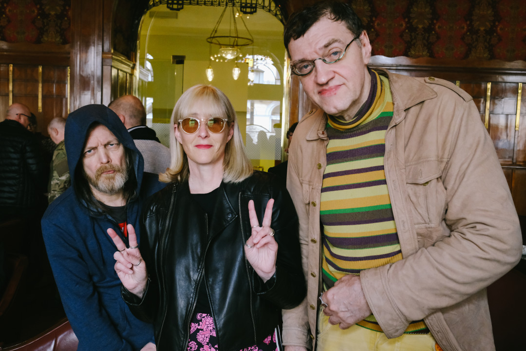 Джоанна Стингрей. Олег Котельников, Михаил Кучернко