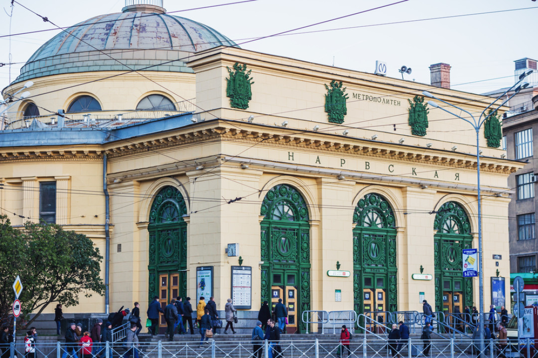 На станции метро "Нарвская" отремонтируют эскалатор Питертранспорт Питертранспор