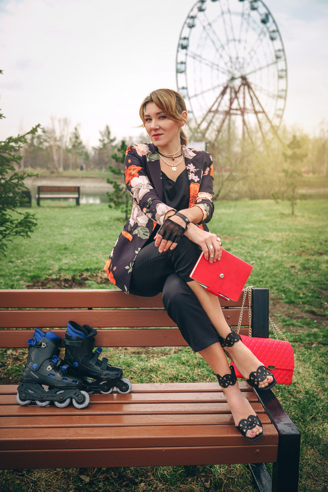 Наталья Симонова @simtasha_pro Независимый финансовый советник, наставник по личным финансам предпринимателей и топ-менеджеров, инвестор, владе- лица