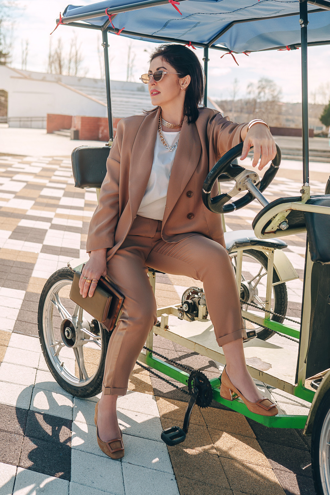 Татьяна Дедюхина @tasha8018 Независимый финансовый партнер/CFO Я бы могла заниматься продажами, но мне нравится вместе с собственником принимать такие