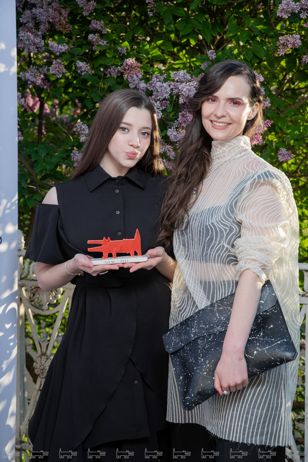 Полина Гухман, Алена Анисимова