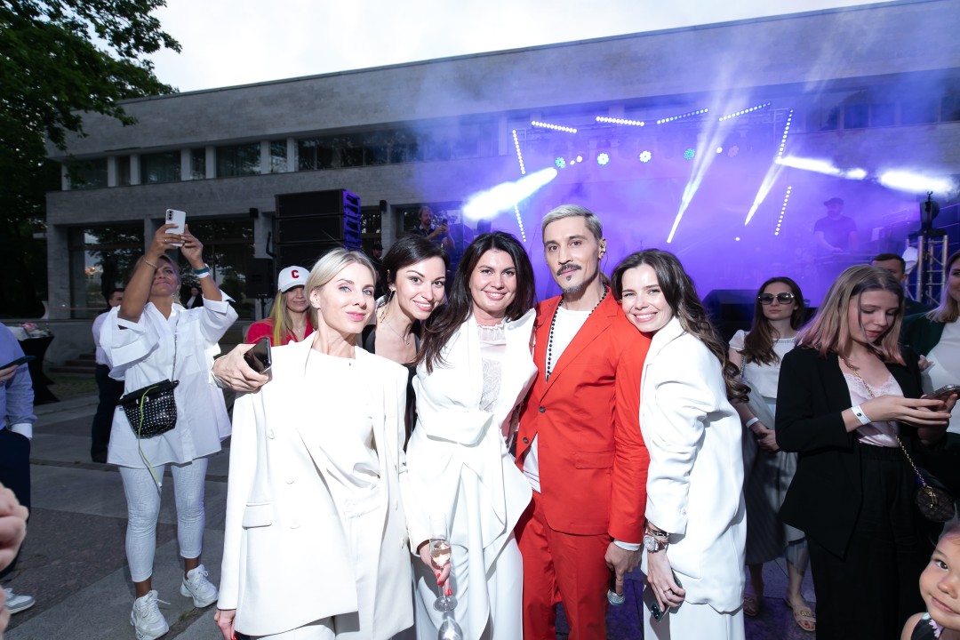 Марина Железнова, Шорена Джинали, Мария Смирнова. Надежда Шубарева